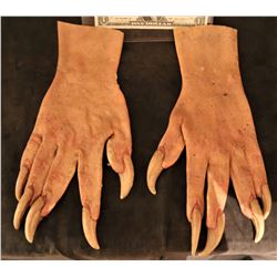 X-MEN ORIGINS SABRETOOTH SCREEN USED STUNT STAGE 3 SILICONE GLOVES WITH CLAWS 1
