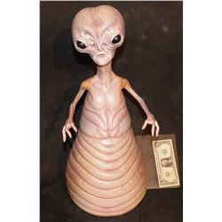 MEN IN BLACK INTERNATIONAL ARMATURED ALIEN PUPPET