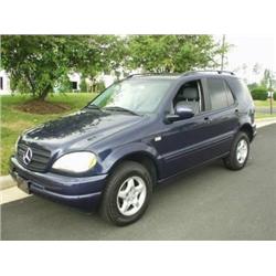 2001 Mercedes-Benz ML320