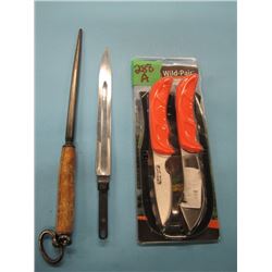 Skinner Caper combo knife set, knife sharpening steel and SKS bayonet