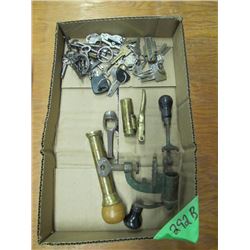 box with collector loaders and keys