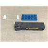 Image 1 : KENNAMETAL DCLNR-204D INDEXABLE TOOL HOLDER W/ CARBIDE INSERTS