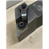 Image 2 : CARBOLOY MDJNR-16-5 INDEXABLE TOOL HOLDER W/ CARBIDE INSERTS