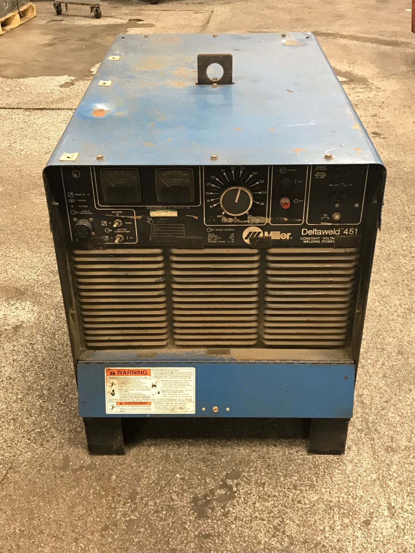 MILLER DELTAWELD CONSTANT VOLTAGE DC WELDING POWER SOURCE