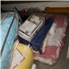 Image 2 : LOT OF VARIOUS NEW BEDDING