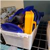 Image 1 : WHITE TOTE OF SHOP SUPPLIES AND SAND BLASTER