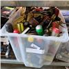 Image 1 : TOTE OF SCREW DRIVERS