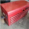 Image 2 : RED TOOL BOX W/ CONTENTS