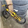 Image 1 : HARO YELLOW BMX BIKE