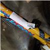 Image 3 : HARO YELLOW BMX BIKE