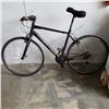 Image 1 : BLACK TREK BIKE