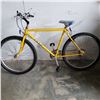 Image 1 : YELLOW TREK BIKE