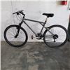 Image 1 : GREY CAMOUFLAGE BIKE