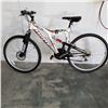 Image 1 : WHITE HUFFY B1 BIKE