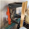 Image 2 : BOX OF TOOLS AND SHOP LIGHT W/ ROUTER TABLE
