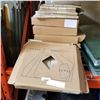 Image 1 : 55 SQ/FT OF TILE BEIGE