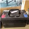 Image 1 : LARGE 12 VOLT BATTERY