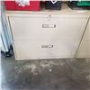 Image 2 : 2 DOOR LATERAL FILING CABINET