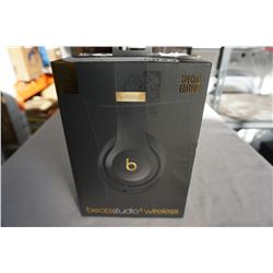 POWER BEATS BY DRE HEADPHONES SPECIAL EDITION - TESTED AND WORKING