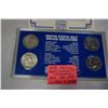 Image 2 : USA HALF DOLLAR COLLECTION .900 SILVER 1945,51,76,94 IN HOLDER