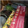 Image 2 : TRAY OF VINTAGE KITCHEN WARES
