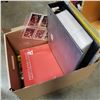 Image 2 : BOX OF HOCKEY AND SPORTS CARDS