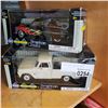 Image 3 : 4 DIE CAST CARS IN BOX