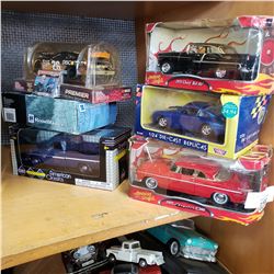 6 DIE CAST CARS IN BOX