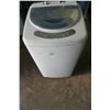 Image 1 : HAIER H1P21E PORTABLE WASHING MACHINE - WORKING