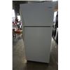 Image 1 : WHITE FRIGIDAIR FRIDGE