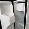 Image 4 : STAINLESS STEEL GE SIDE BY SIDE FRIDGE WITH WATER AND ICE DISPENSER TESTED AND WORKING GUARANTEED