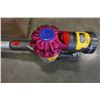 Image 2 : DYSON V7 STICK VACUUM TESTED AND WORKING W/ CHARGER