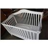 Image 2 : WHITE CRIB