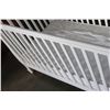 Image 3 : WHITE CRIB