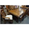 Image 2 : WALNUT DINING TABLE W/ 2 LEAFS AND 6 CHAIRS