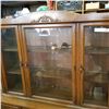 Image 2 : 2PC KNECHTEL CHINA CABINET