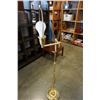 Image 2 : BRASS ADJUSTABLE FLOOR LAMP