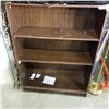 Image 2 : WALNUT BOOK SHELF
