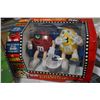Image 3 : 3 M+M CANDY DISPENSERS, MULLIGAN VILLE, AT THE MOVIES AND MAKE A SPLASH, BOXED NEW