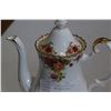 Image 2 : ROYAL ALBERT OLD COUNTRY ROSE COFFEE POT, AND CREAM AND SUGAR