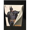 Image 1 : DC COLLECTIBLES BATMAN : ARKHAM KNIGHT STATUE