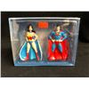 Image 1 : SUPERMAN & WONDER WOMAN SALT & PEPPER SHAKERS (JUSTICE LEAGUE)