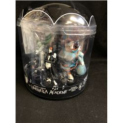 BNIB Ultra Rare - THE UMBRELLA ACADEMY 6 PIECE FIGURE SET