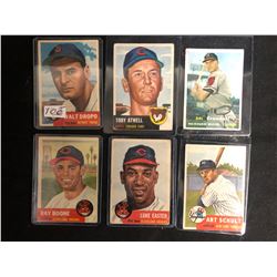 VINTAGE BASEBALL CARD LOT