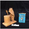 Image 1 : Wooden Honey Bear with Honey Pot and An Old Squire Canadian Tobacco Tin.