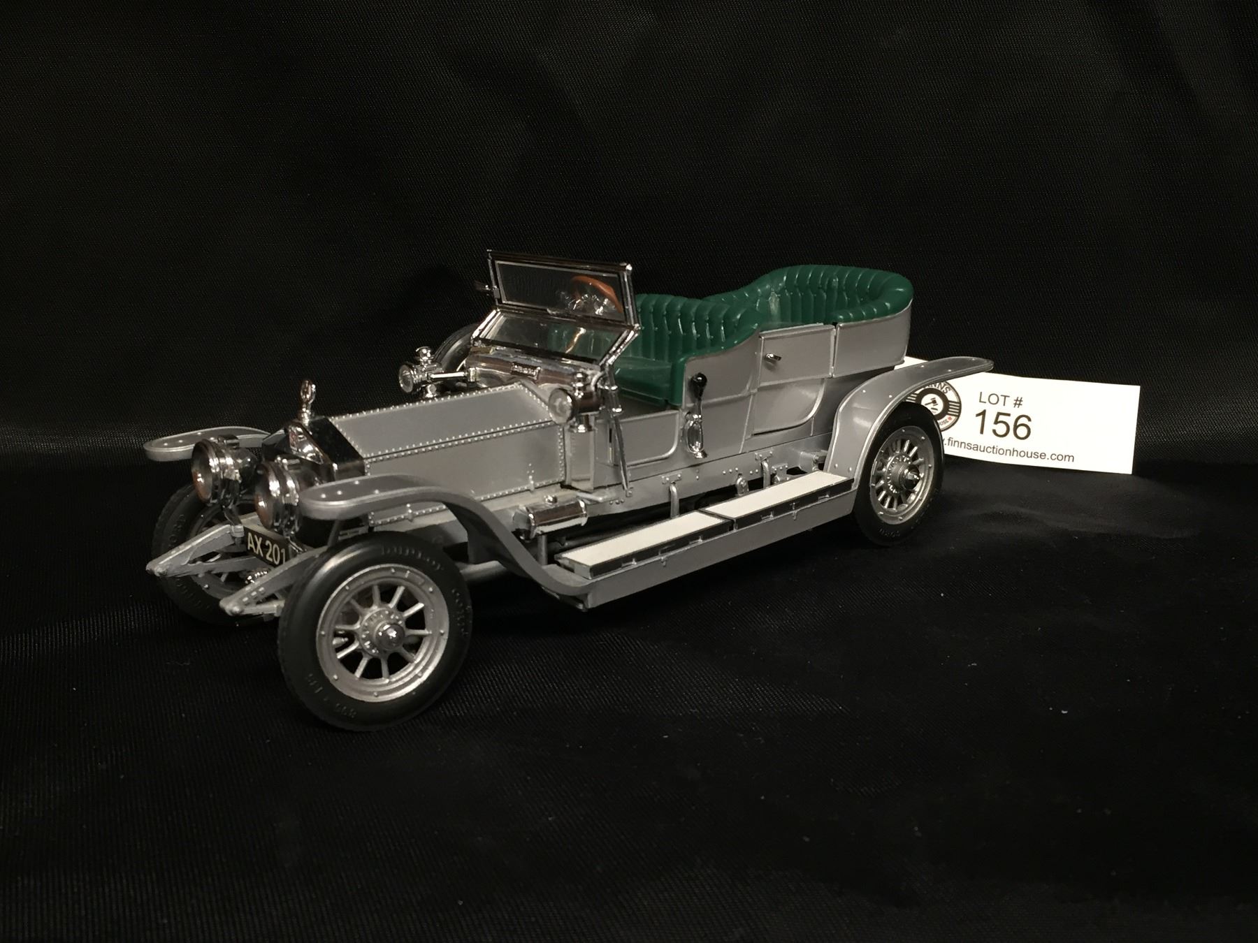 A FRANKLIN MINT, 1921 ROLLS-ROYCE SILVER GHOST, SPECIALLY FITTED WITH A COPPER COVERED BODY, 1:24 SC A FRANKLIN MINT, 1921 ROLLS-ROYCE SILVER GHOST, SPECIALLY FITTED WITH A COPPER COVERED BODY, 1:24 SC