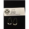 Image 1 : 14k Gold and Pearl Earrings