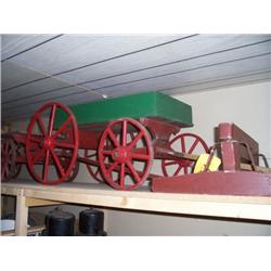 HOMEMADE SCALE MODEL HAYWAGON