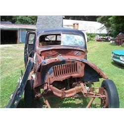 1940 FORD SEDAN-PARTS
