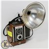 Image 1 : VINTAGE KODAK DUAFLEX III CAMERA WITH FLASH